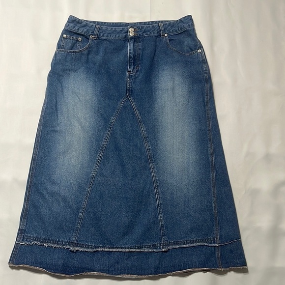 THE BLUES DENIM SKIRT SIZE 16! - Picture 1 of 5